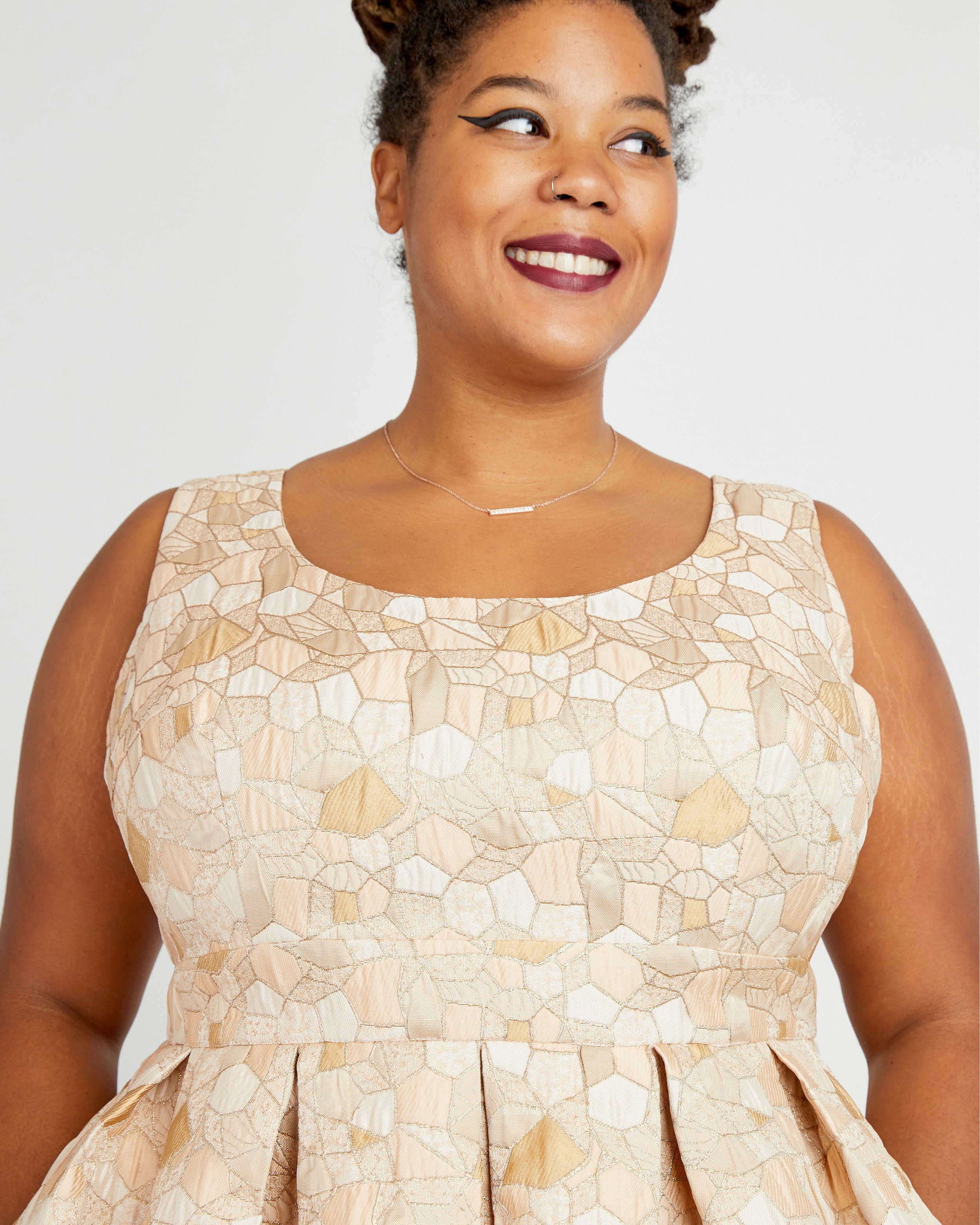 Bodice Fitting for Curves Online Sewing Class Bodice Fitting for Curves Online Sewing Class
