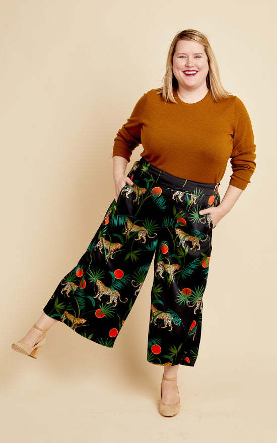 Calder Pants & Shorts 12-32 pattern – Cashmerette Patterns